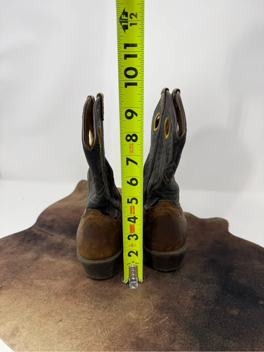 Ariat Kids' Heritage Roughstock Western Boots Sz 2 (QFGLCA)
